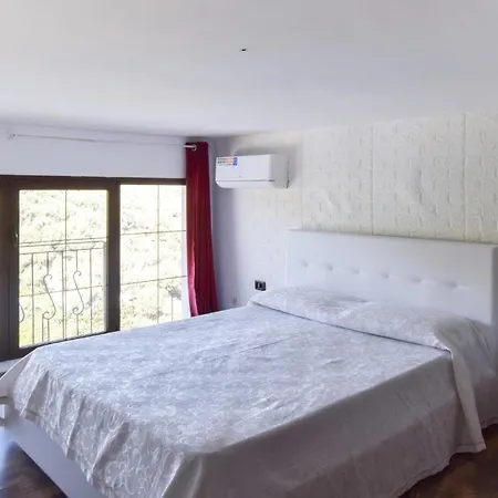 Апартаменты Pet Friendly In With Kitchen Пальми